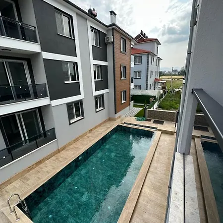 Lotus Apartment *